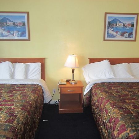 Knights Inn Santa Cruz Buitenkant foto