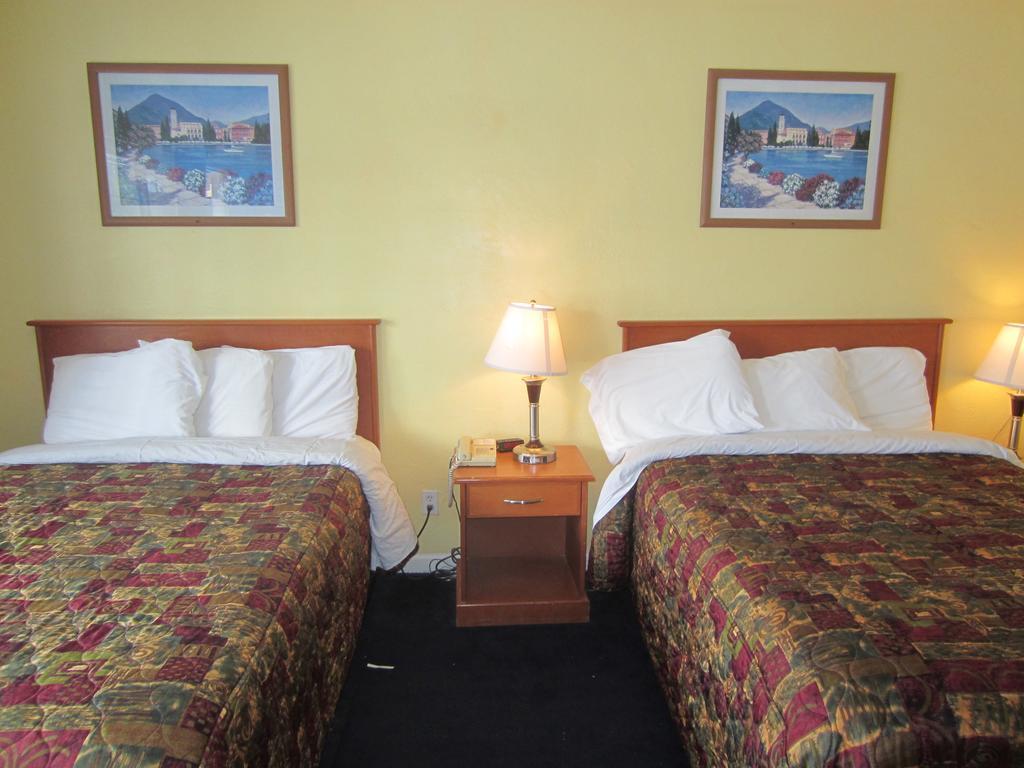 Knights Inn Santa Cruz Buitenkant foto