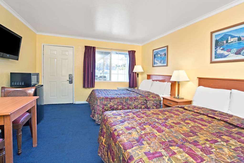 Knights Inn Santa Cruz Kamer foto